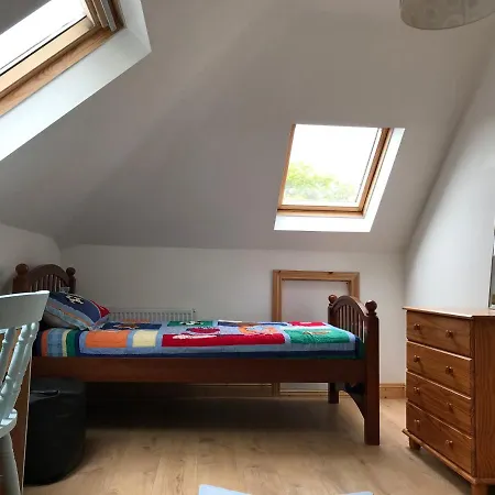 Lakeside Lookout * Bantry